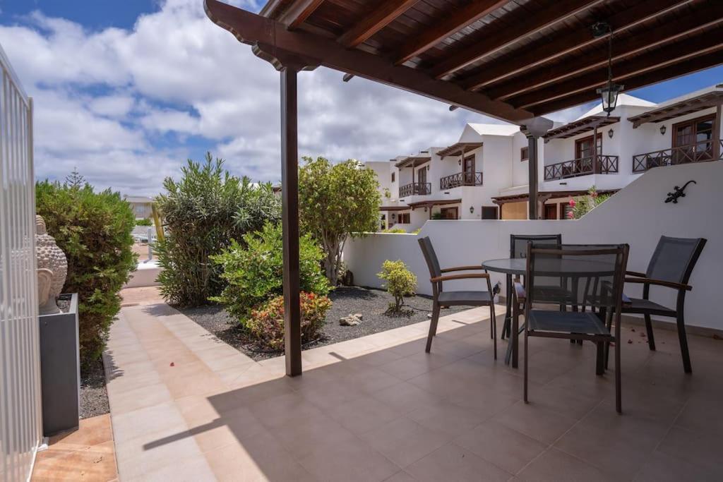 Beautiful Home In Lanzarote 5 Mins From Marina Коста Бланка Экстерьер фото